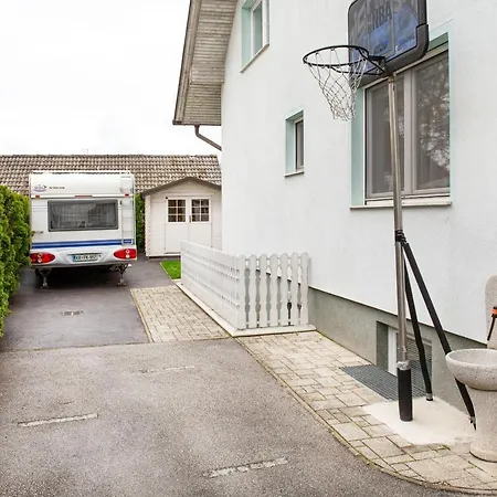 Accommodatie bij particulieren Orchid For 2, Skylight For 2 Kranj