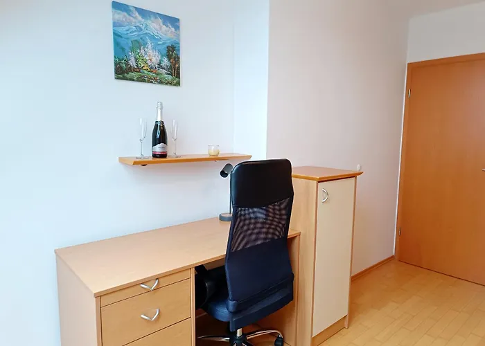 Homestay Orchid For 2, Skylight For 2