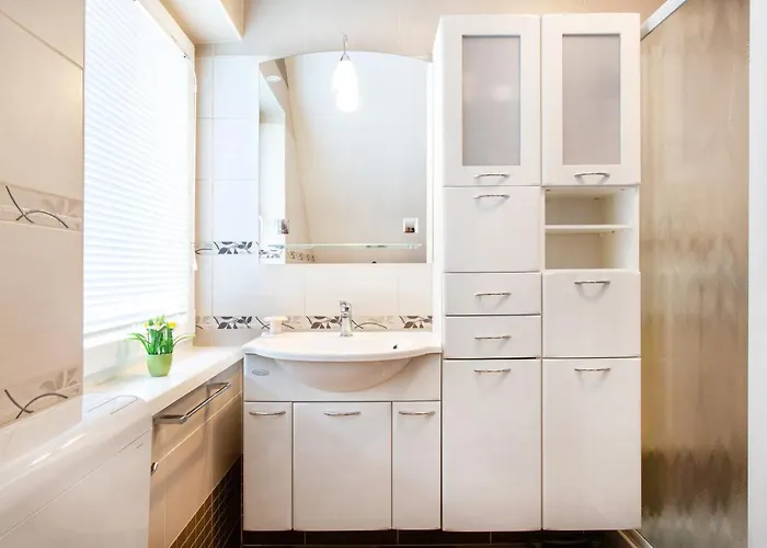 Orchid For 2, Skylight For 2 Homestay